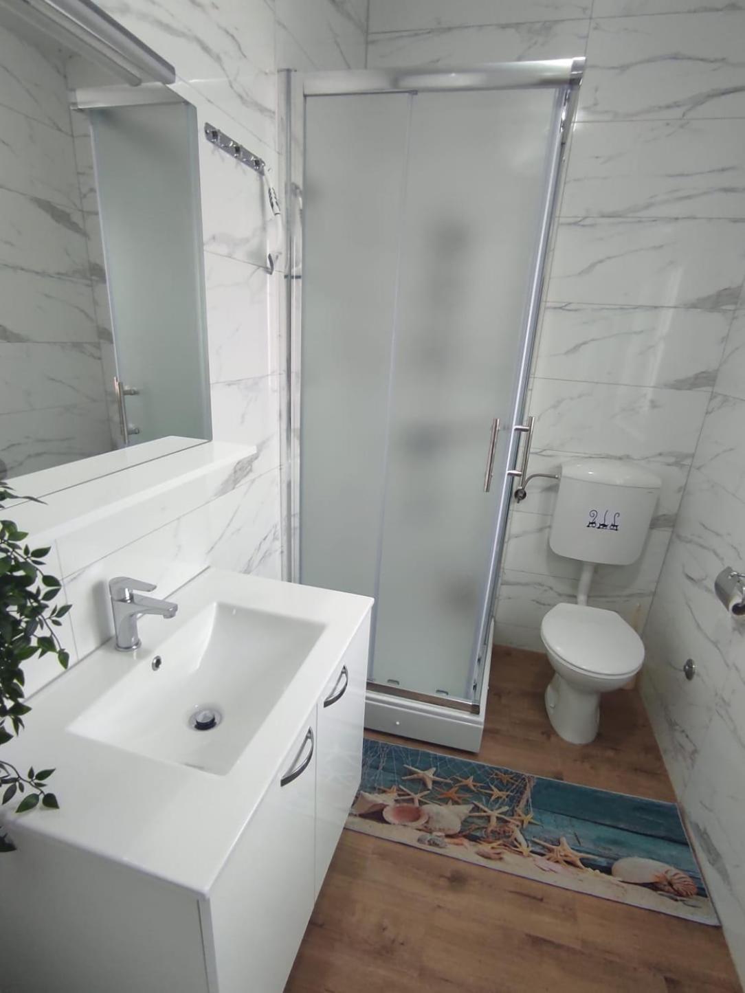 Apartman Jenny-Porec Kosinozici Exterior foto
